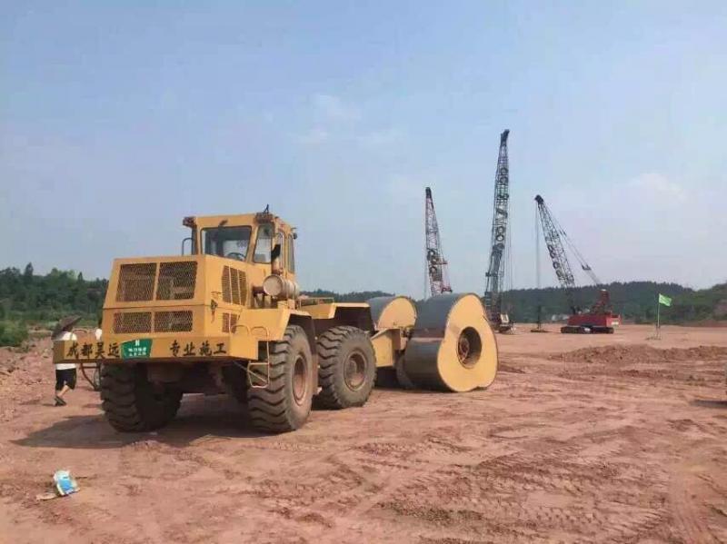 沖擊式壓路機機租賃案例